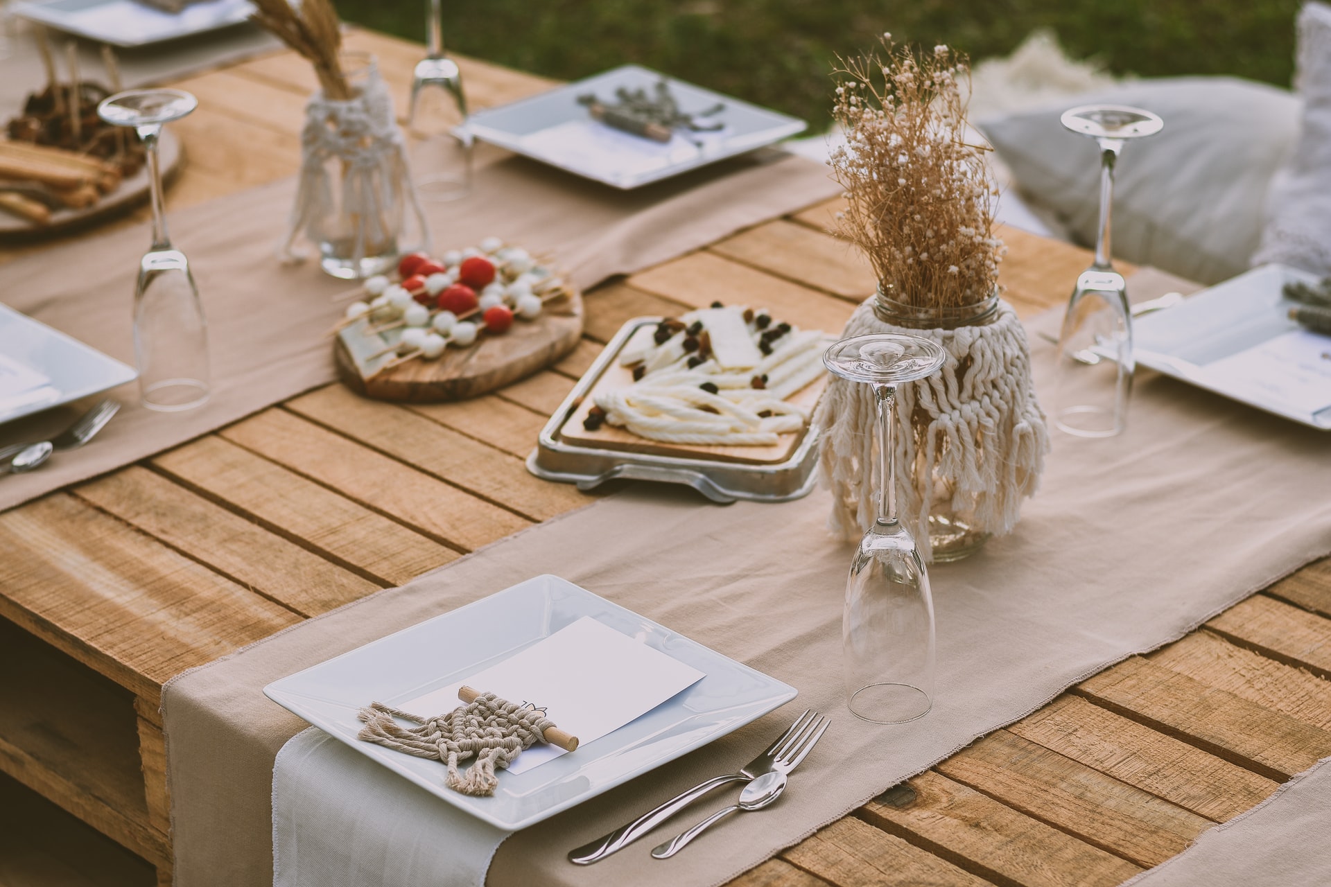 What to put on the table instead of a tablecloth? Our tips!