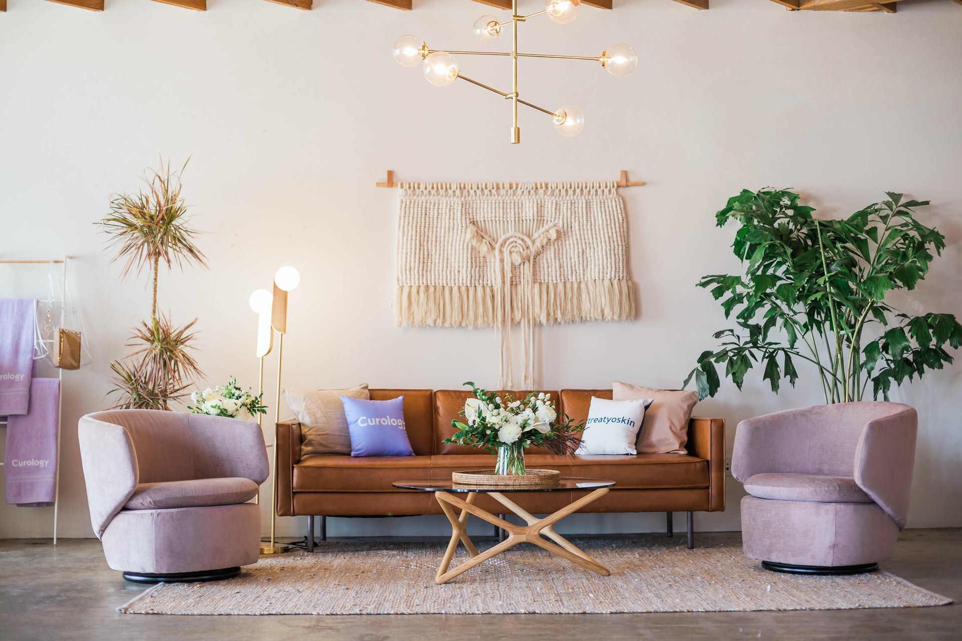 How to decorate your apartment in boho style?